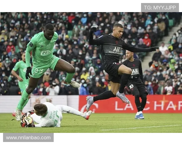 巴黎攻击力重生意外英雄上演神奇帽子戏法助队大胜