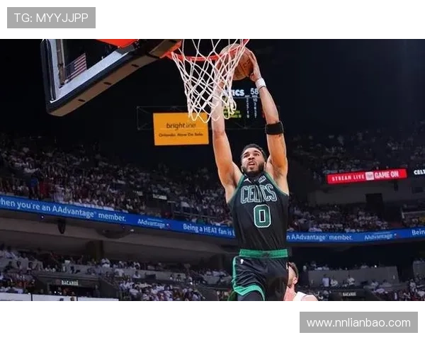 马祖拉谈怀特状态低迷时的期待与坚定信任永不动摇 马祖拉谈怀特状态低迷时的期待与坚定信任永不动摇